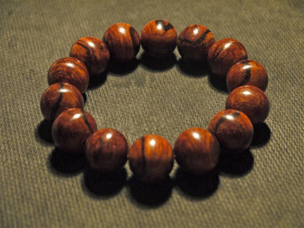 Wrist Mala, Asian Huali Fragrant Wood Beads 18mm il_fullxfull.1659801360_d162