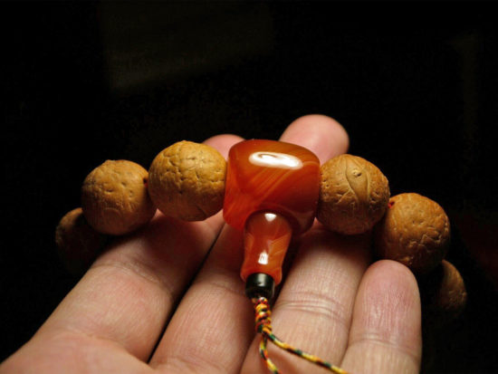 Wrist Mala, X-Large High Quality Phoenix Eye Bodhi Seed, Red Agate 03T161135