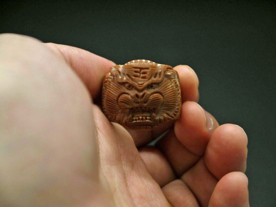 Vintage Chinese Style Carved Tiger Thumb Ring 6