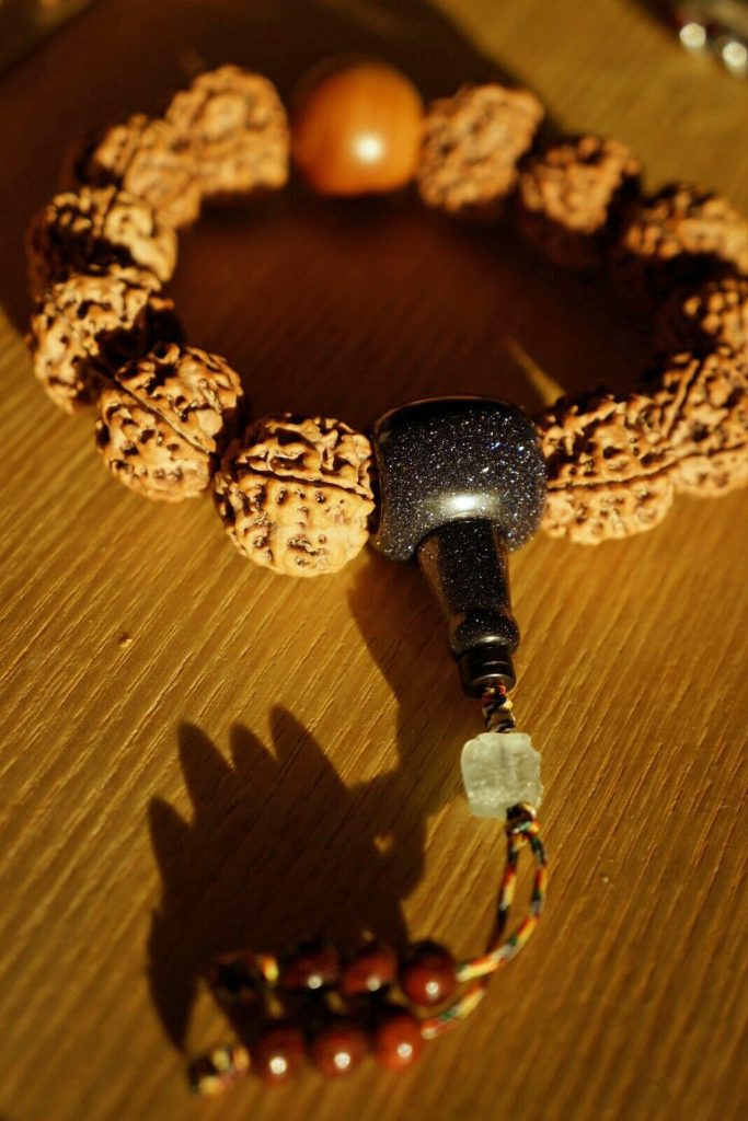 Wrist Mala, Large Nepali Golden Rudraksha 20mm, Blue Goldstone 1