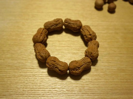 Peanut Shaped Walnut Bracelet 04