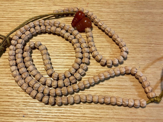 Cyprus Seeds loose 108 plus 30 two Red Agate Guru Beads