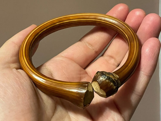 Tibetan Healing Bracelet 10mm Thick Golden Vine, Caulis Spatholobi Plant 03