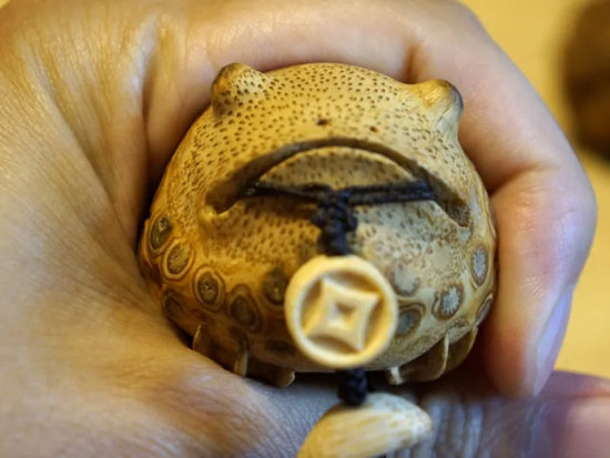 Bamboo Root carved Golden Toad Charm 6