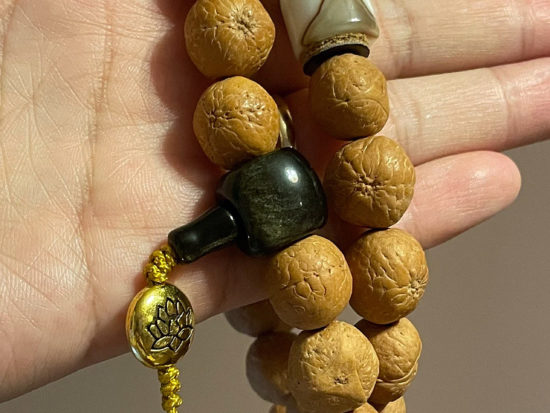 Hand Held Mala, (36) 36 Bead Dragon Eye Bodhi Seed, 3-color Agate Cylinder 6