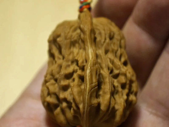 Walnut, Calabash Shaped Chinese Feng Shui Lucky Charm 4