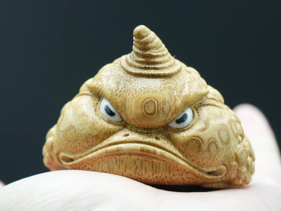 Angry Looking Bamboo Root Carved Golden Toad 05