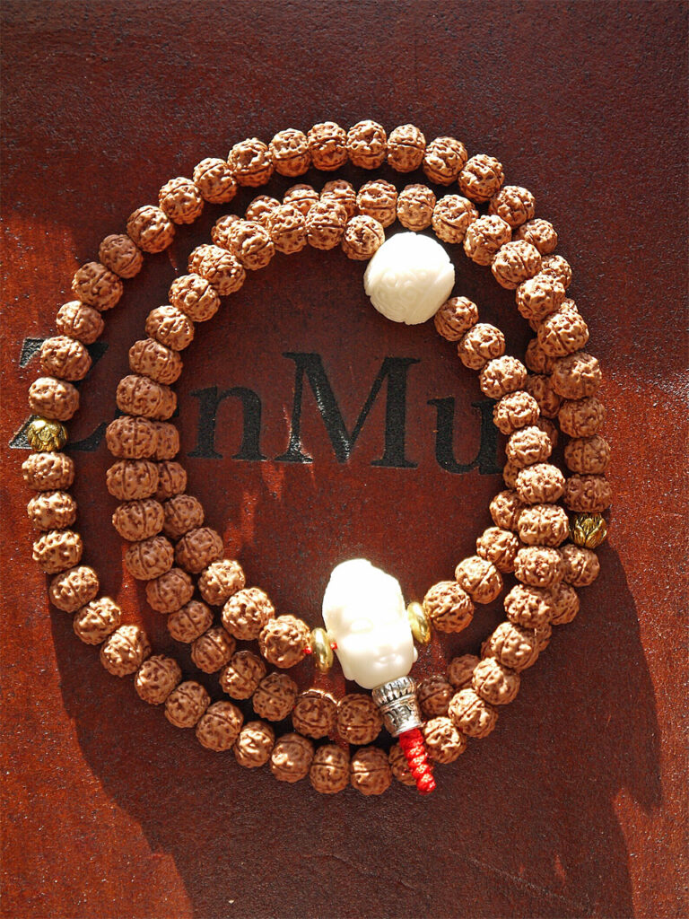 Full Mala, Rudraksha, Carved White Demon Bodhi 02