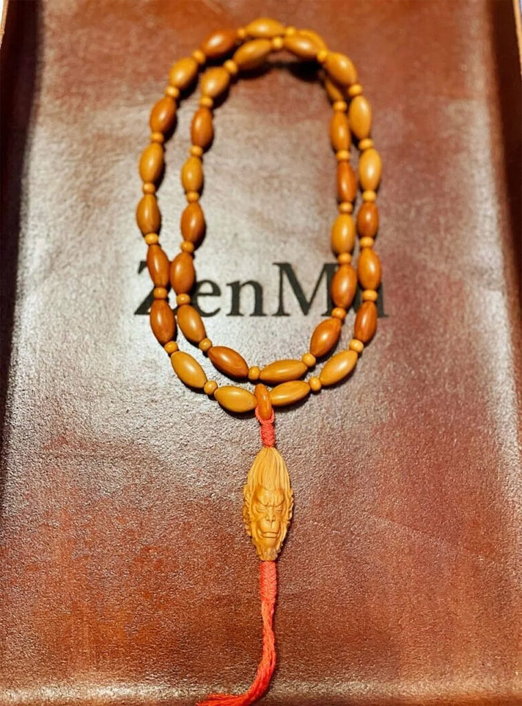 Monkey King Necklace, Large Olive Pit Carving 01