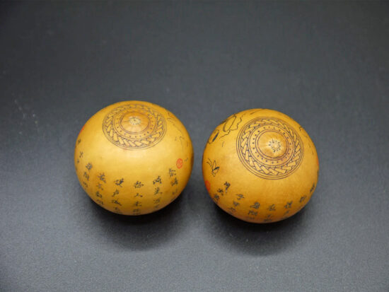 Pair of Gourds with Chinese Art & Poetry 03