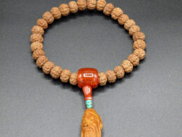 Short Mala, Dragon Rudraksha, Kuan Yu Carved Bead 01
