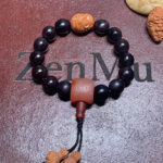 Wrist Mala, Mu Huan Bodhi Beads, Monkey King Carved Pit 01