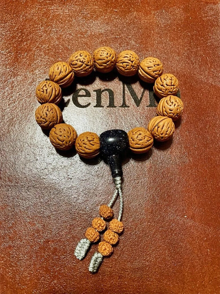 Wrist Mala, Peach Tree Protection Bracelet, Goldstone Guru Bead 01